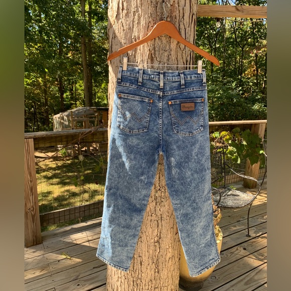 Wrangler Acid Wash Jeans - Picture 3 of 3